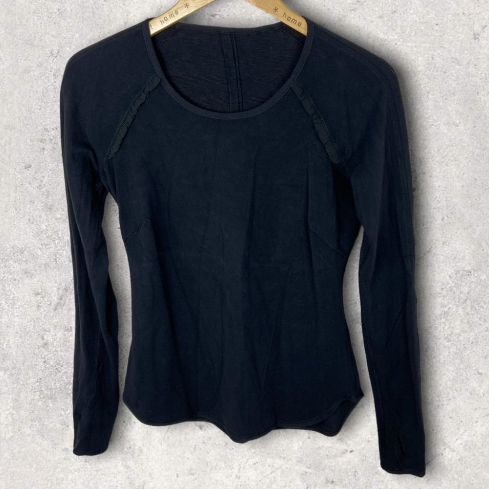 LULULEMON Black Long Sleeve Running Top Stretch Ruffle Seam Crew Neck Size‎ 4